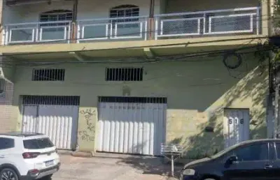 Excelente casa em lote de 360 metros no riacho das pedras em contagem