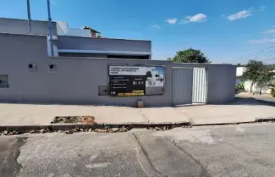 Excelente casa geminad em a“tima localizaa‡aƒo do bairro vila verde em betim