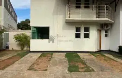 Excelente casa geminada em a“tima localizaa‡aƒo do centro de contagem