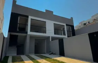Casa com 3 quartos à venda na Avenida Campina Grande, Parque Xangri-Lá, Contagem