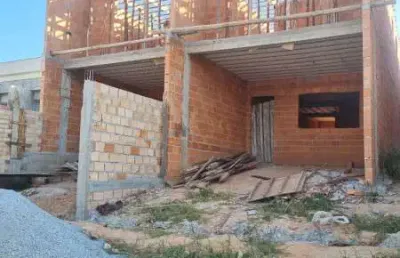 Linda casa geminada 03 quartos no vila verde em betim