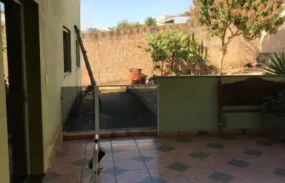 Casa com 2 quartos à venda na Rua Paraguá, Icaivera, Betim