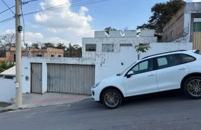 Linda casa geminada 02 quartos no bairro vila verde em betim