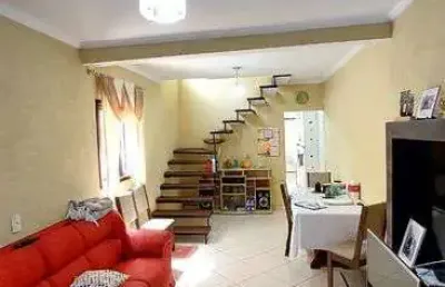 Sobrado com edícula a venda na vila urupês em suzano/sp.