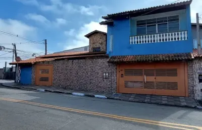 Sobrado para locação de alto padrão com 6 dorms, 5 suítes, espaço comercial e salão – 375m² – parque santa rosa, suzano/sp