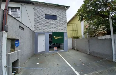 Casa comercial com 2 salas à venda na Avenida dos Carinás, 448, Moema, São Paulo