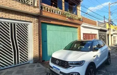 Vendo lindo sobrado com 03 dormitórios na vila marari!