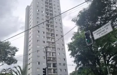Alugo apartamento de 03 dormitórios no bairro jd. marajoara!