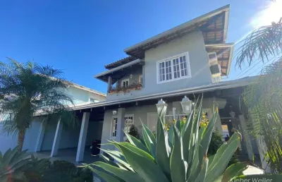 Casa com 5 dormitórios à venda, 348 m² por r$ 5.000.000,00 - praia dos amores - balneário camboriú/sc