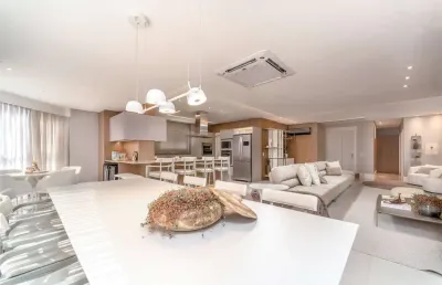 Apartamento com 4 dormitórios à venda sendo 4 suítes, 233 m² por - r$ 12.800.000,00 - centro - bal. camboriú/sc