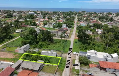 Terreno limpo com 384 m² para venda no balneário princesa do mar, localizado na cidade de itapoá / sc.