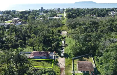Terreno limpo com 420 m2, pronto para construção no balneário itamar, itapoá-sc.