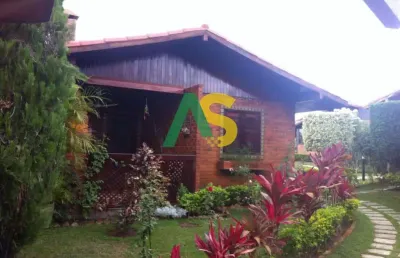 Casa em condominio fechado,02 quartos a venda em em gravata, mobiliada, excelente localização