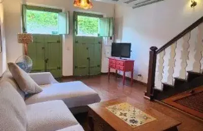 Lindíssima casa no centro histórico de paraty-rj: 3 quartos, 3 suítes, 112m² de área - imperdível!