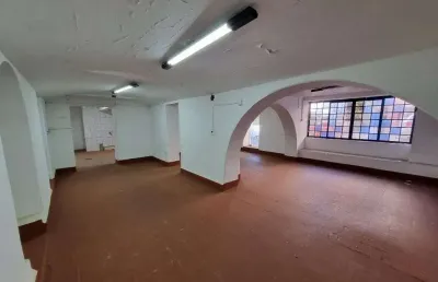 Salão para alugar, 150 m² por r$ 2.162,49/mês - centro - jaú/sp