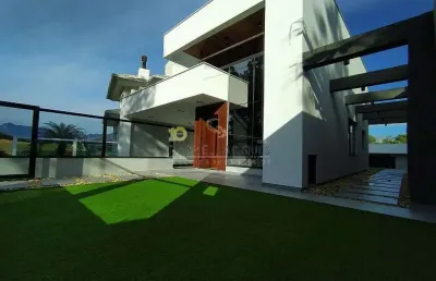 Casa com 3 dormitórios à venda, 168 m² por r$ 1.990.000,00 - pedra branca - palhoça/sc