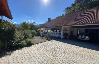 Casa à venda, 4 quartos, 2 suítes, 4 vagas, comary - teresópolis/rj