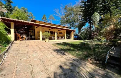Casa em condomínio à venda, 3 quartos, 3 suítes, 6 vagas, vargem grande - teresópolis/rj