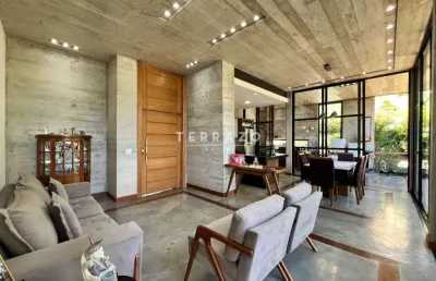 Casa em condomínio à venda, 3 quartos, 2 suítes, 2 vagas, parque do imbui - teresópolis/rj