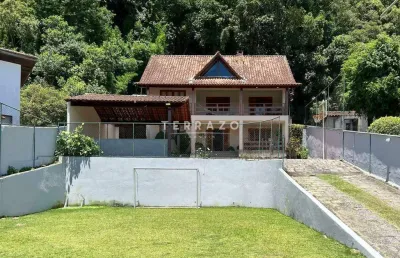 Casa à venda, 5 quartos, 2 suítes, 3 vagas, taumaturgo - teresópolis/rj