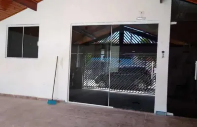 Venda imperdível: casa padrão com conforto e qualidade