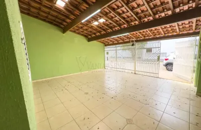 Venda de casa - sobrado no bairro bosque dos eucaliptos