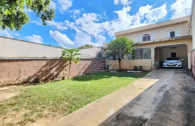 Sobrado no bairro jardim abaeté com 153,41 m² | 4 dormitórios, sendo 1 suíte e 5 vagas de garagem, sendo 1 coberta.