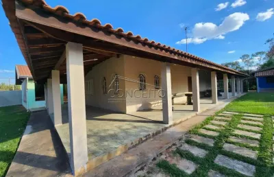 Chácara à venda no bairro pau queimado com 500m² | 3 dormitórios sendo 1 suíte e ampla área verde.