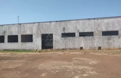 Barracão à venda no bairro tanquinho com 447m² de área construída.