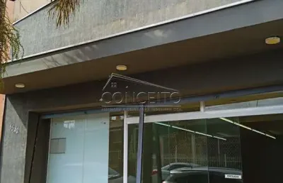 Salão comercial para locação no bairro cidade alta com 200 m² | amplo salão, cozinha, 2 banheiros e sala no piso superior.