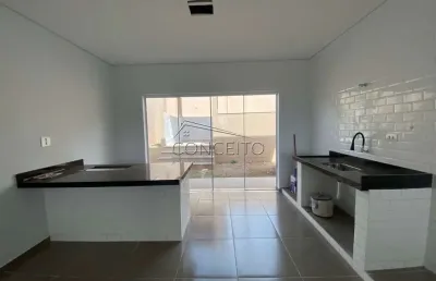 Sobrado à venda no condomínio soleil piracicaba com 200m² | 3 dormitórios sendo 1 suíte e 4 vagas de garagem.