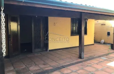 Sobrado no bairro castelinho com 312,40 m² de área construída | 5 dormitórios, sendo 1 suíte e 3 vagas de garagem.