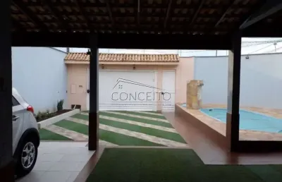Casa térrea à venda no campestre com 200 m² de área construída | 3 dormitórios, sendo 1 suíte e 4 vagas de garagem