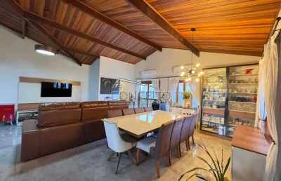 Casa térrea à venda no condomínio monte alegre com 340 m² | 4 suítes, sendo 1 suíte master com closet e 4 vagas de garagem.
