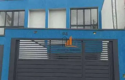 Sobrado novo - 03 dorm/01 suíte/02 vagas - v. bela - venda r$ 660.000,00