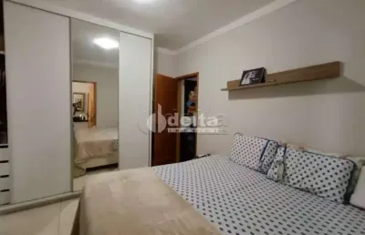 Casa disponível para venda no bairro laranjeiras em uberlândia-mg