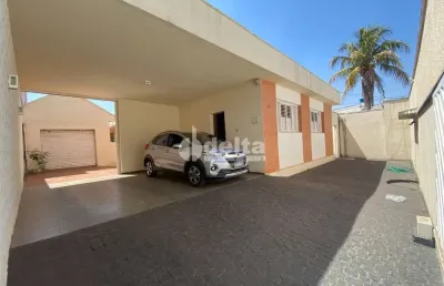 Casa residencial disponível para venda no bairro centro em uberlândia-mg