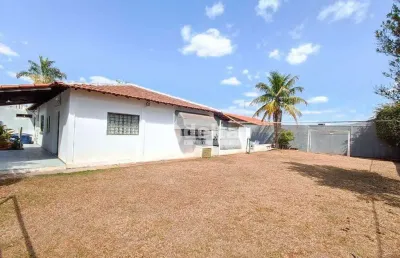 Casa residencial disponível para locação e venda no bairro umuarama em uberlândia-mg