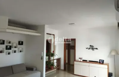 Casa residencial e comercial disponível para locação e venda no bairro cidade jardim em uberlândia-mg.