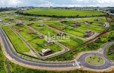 Terreno em condomínio disponível para venda no bairro granja marileusa em uberlândia-mg