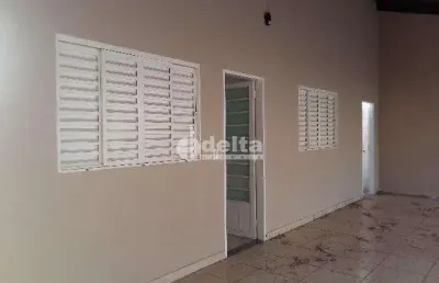 Casa residencial disponível para venda e locação no bairro laranjeiras em uberlândia-mg