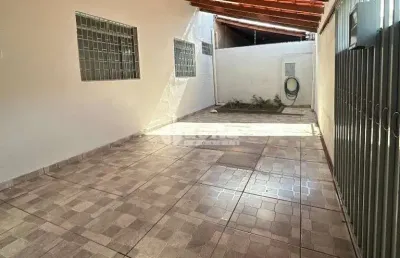 Casa residencial disponível para venda no bairro martins em uberlândia-mg