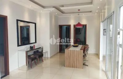 Casa residencial disponível para venda no bairro santa rosa em uberlândia-mg