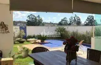 Casa no condomínio reserva do vale disponível para venda em uberlândia-mg