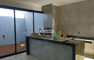 Casa residencial disponível para locação e venda no bairro aclimação em uberlândia-mg