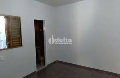 Casa residencial disponível para venda no bairro martins em uberlândia-mg