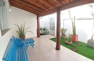 Casa residencial disponível para locação e venda no bairro vigilato pereira em uberlândia-mg