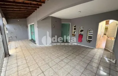 Casa residencial disponível para venda no bairro brasil em uberlândia-mg