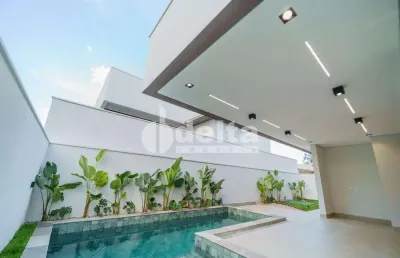 Casa em condomínio disponível para venda no bairro laranjeiras em uberlândia-mg