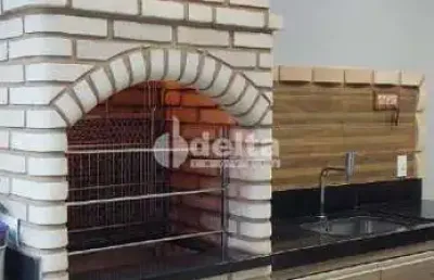 Casa residencial disponível para venda no bairro alto umuarama em uberlândia-mg